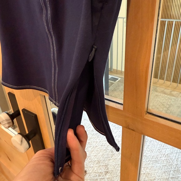 Reformation Dark Blue Tank Top - Picture 4 of 5